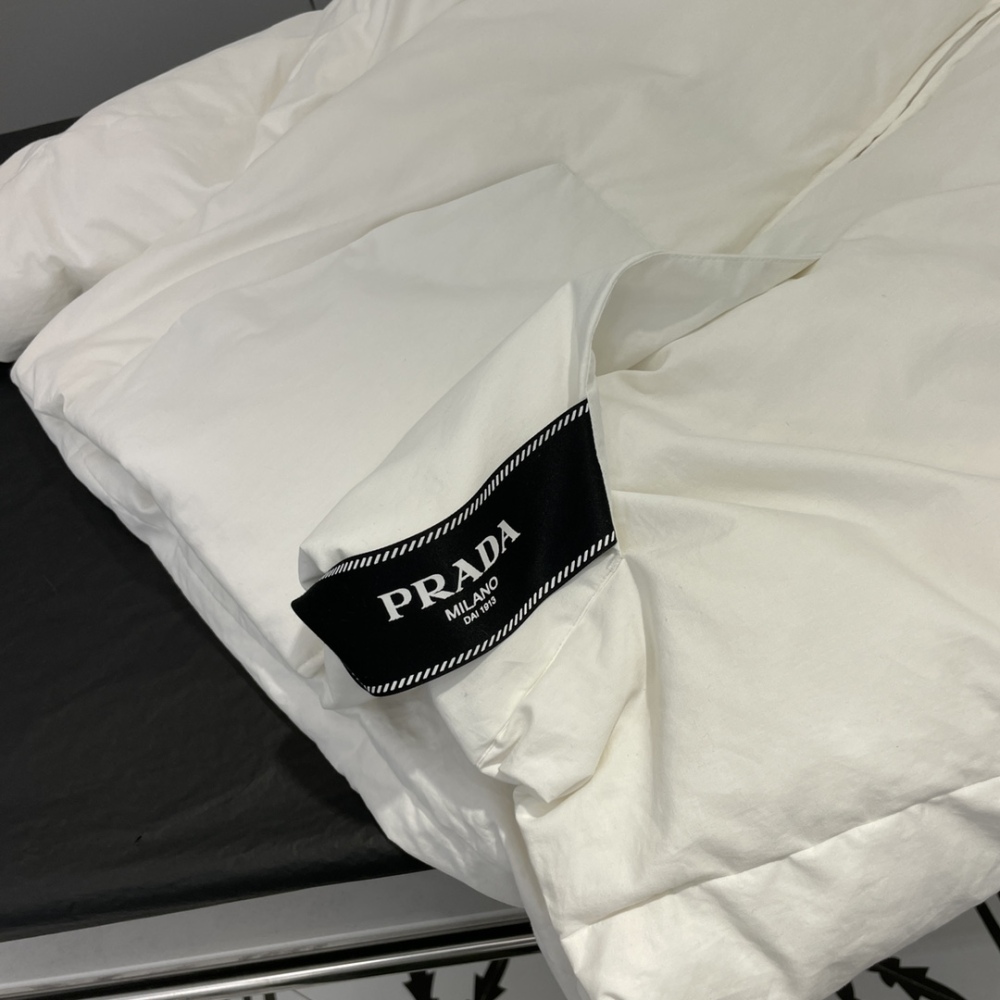 AAA top  Down jacket/cotton jacket Prada普拉达 原单狠货 羽绒服/棉服