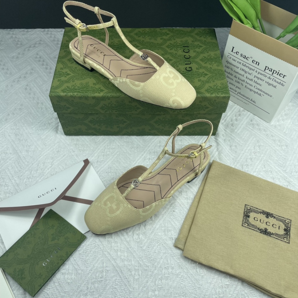 Gucci玛丽珍