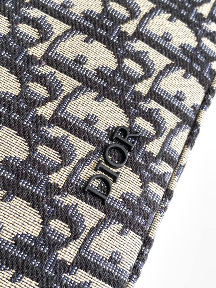 Dior manbag