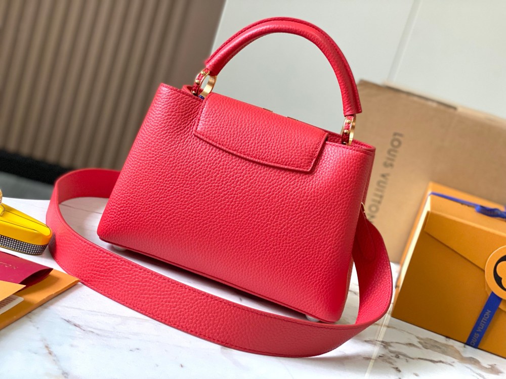 LV Capucines BB M59434 red