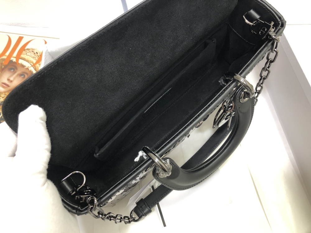 Dior Handmade bag Lady Joy Dior  size 26 x 13.5 x 5