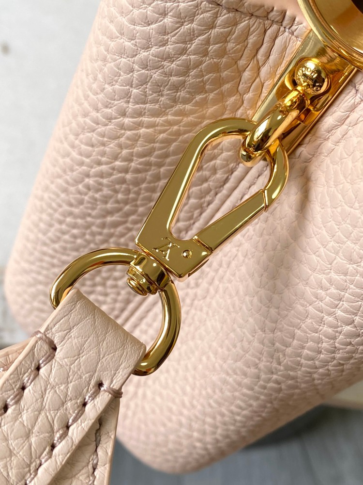 LV Capucines