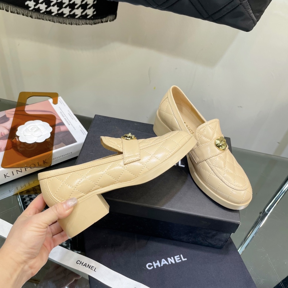 chanel CHANEL  香奈儿乐福