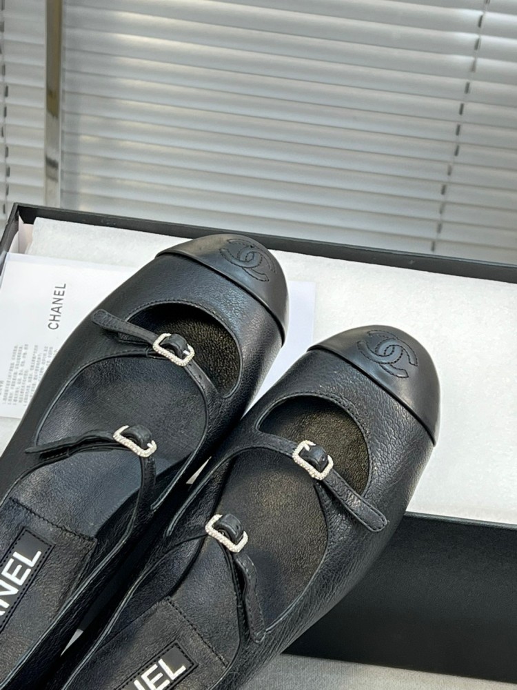 chanel  小香玛丽珍