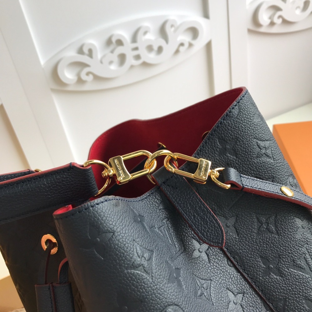 LV Monogram Empreinte size 26x26x17.5
