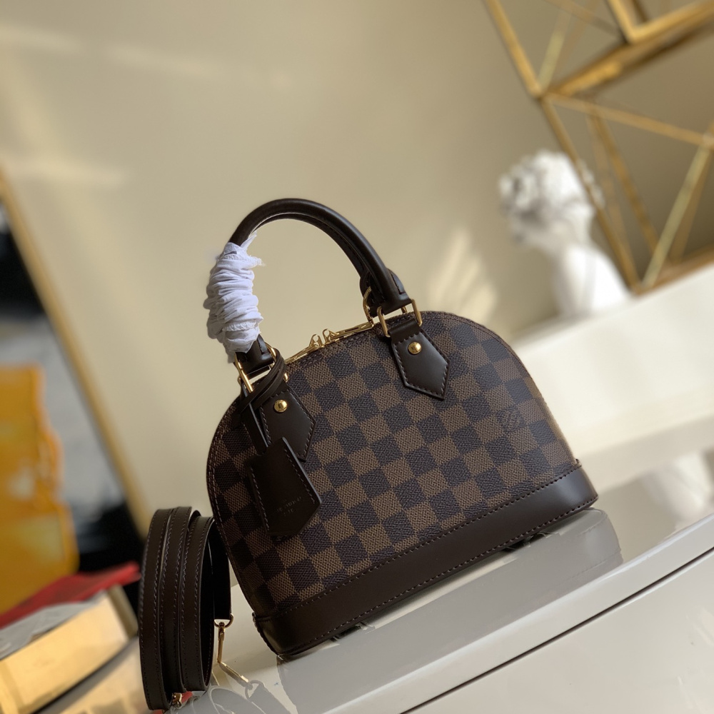 Louis Vuitton  Alma  BB  N41211