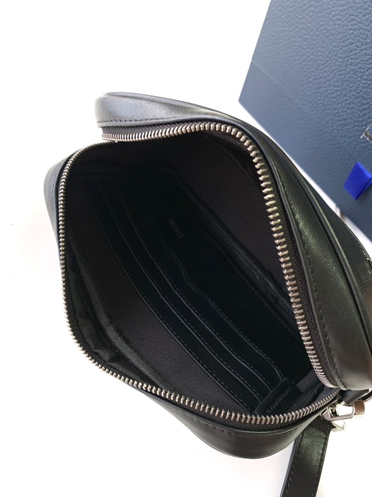 Dior manbag