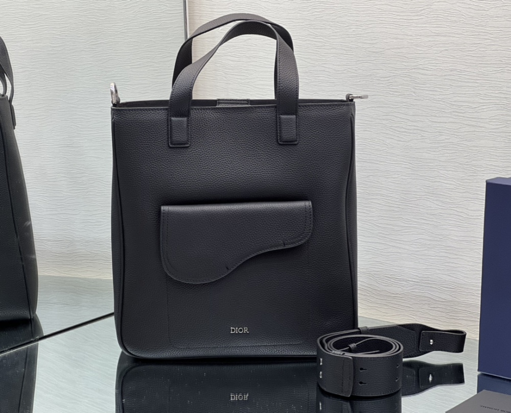 Dior man's Black tote bags