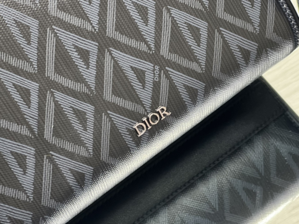 Dior man's CD Dimond Lingot 26