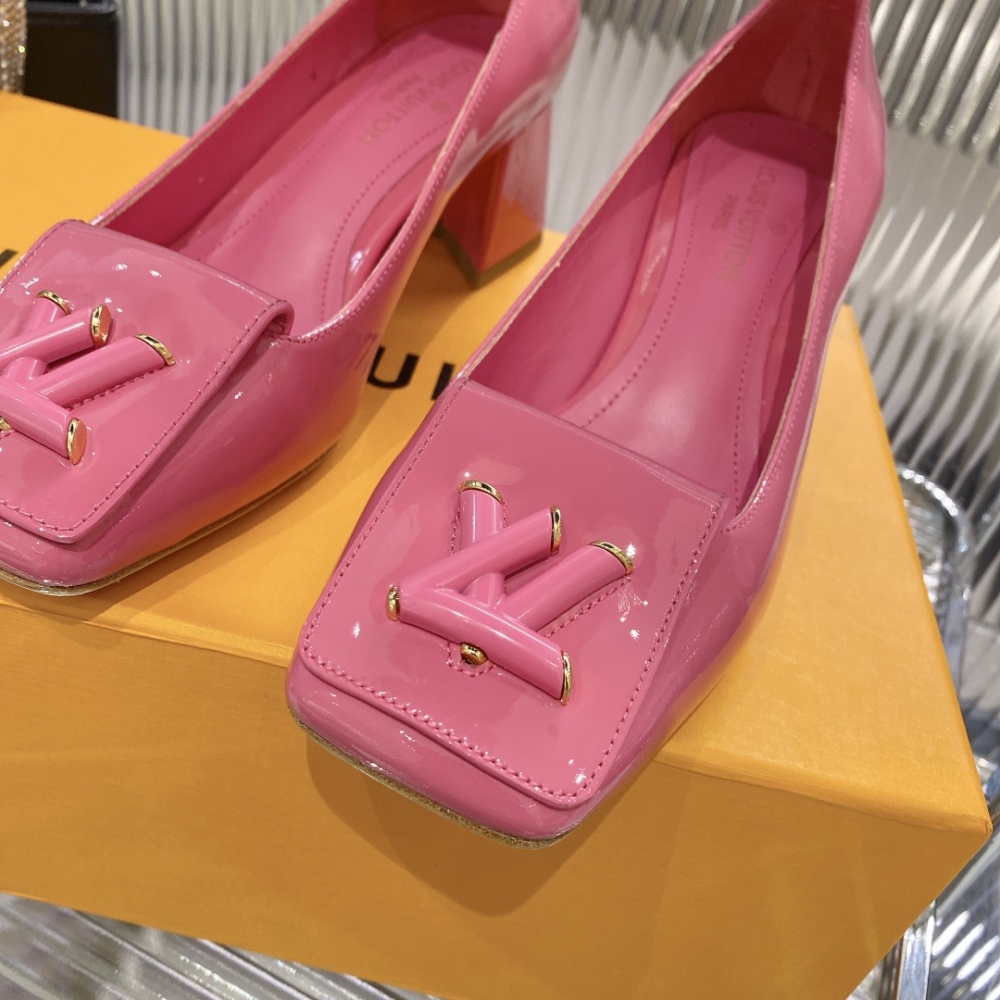 LV high heels LV  LV单鞋