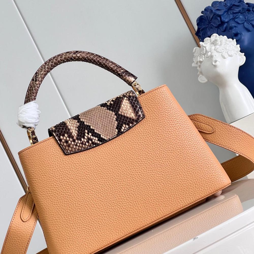 Capucines size 27x18x9