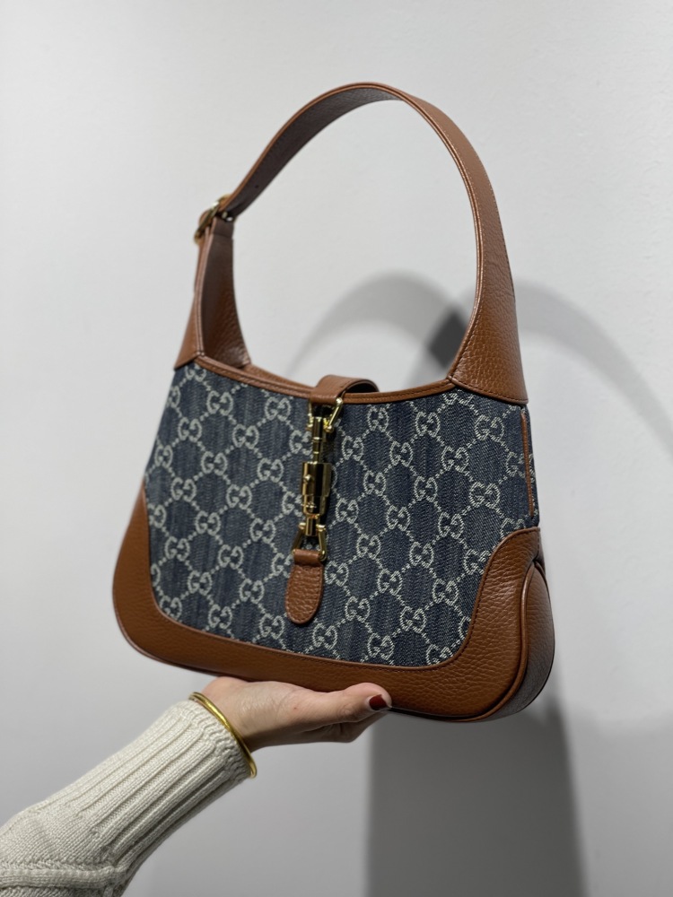 Gucci GG  size 28x19x4.5