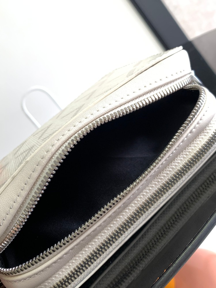 Dior manbag