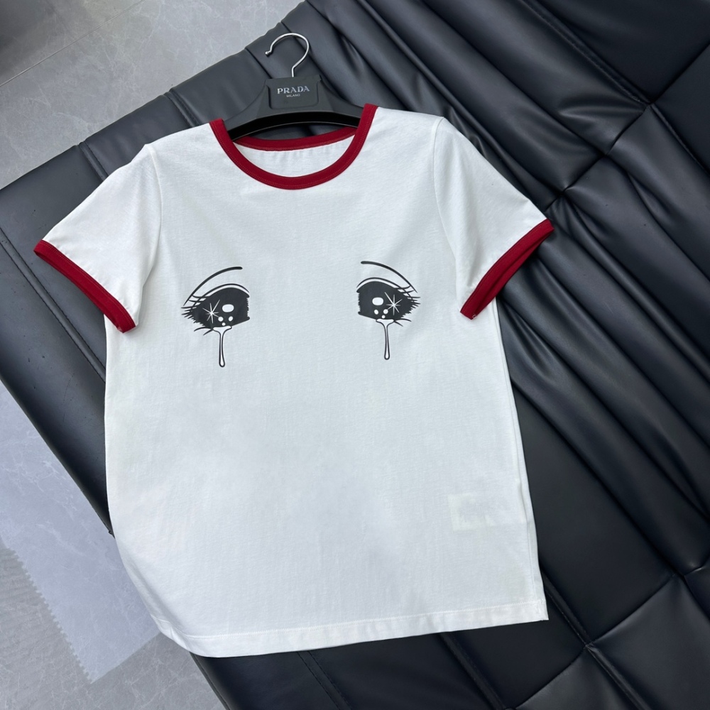 T-shirt T