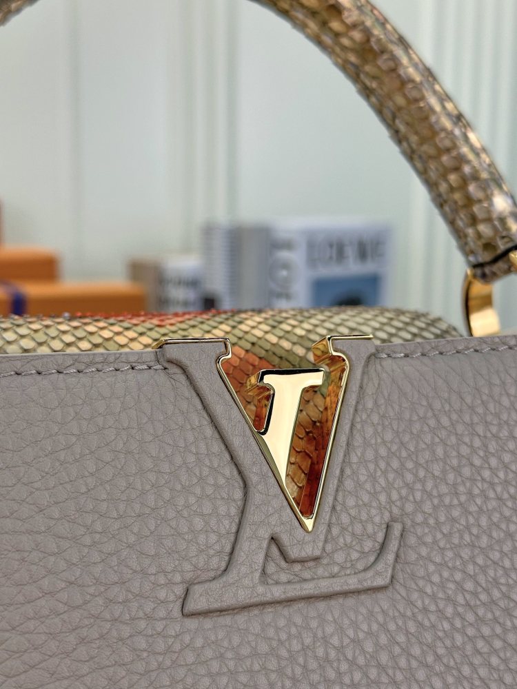 LV Capucines