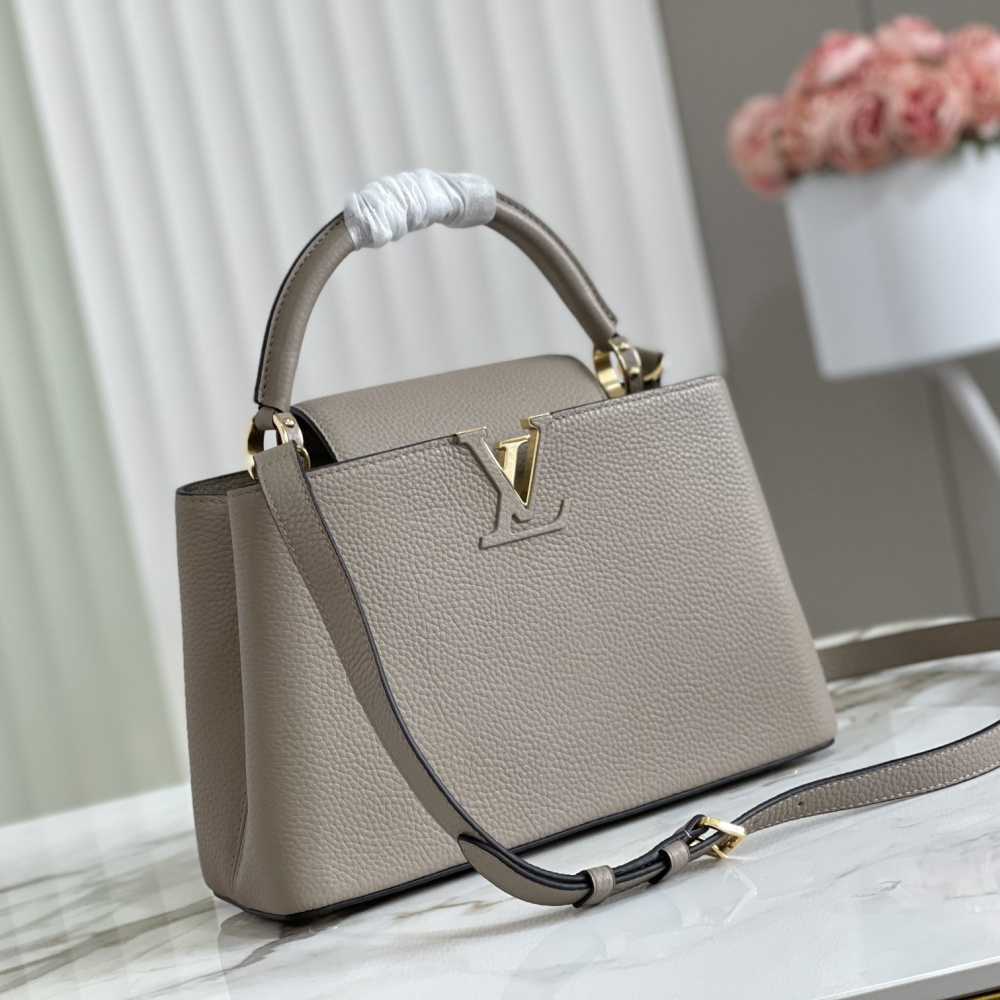 Louis Vuitton Capucines BB M94634