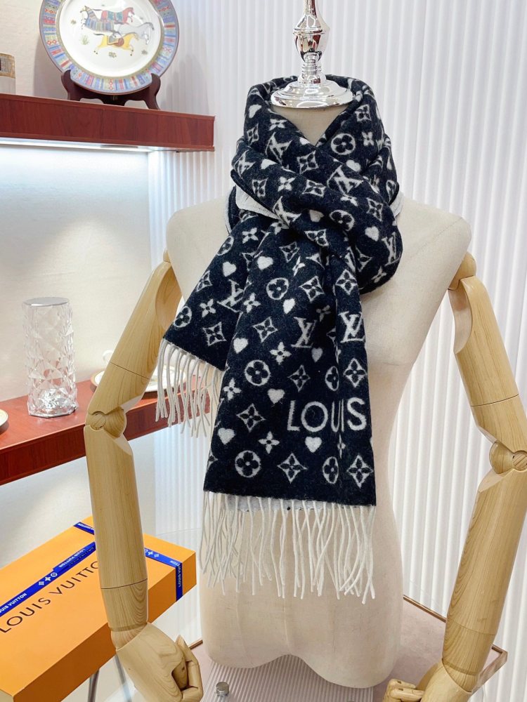 LV Scarf