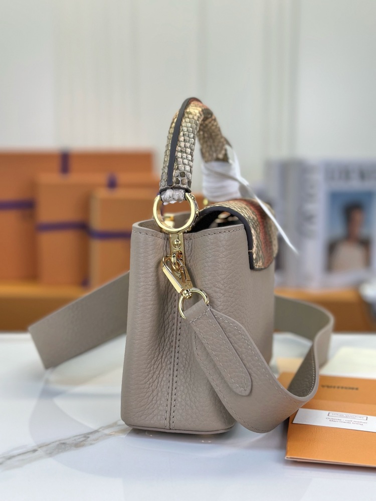 LV Capucines