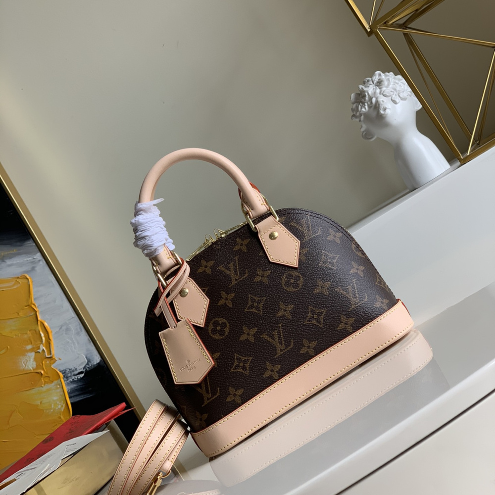 Louis Vuitton  Alma  Monogram M53152