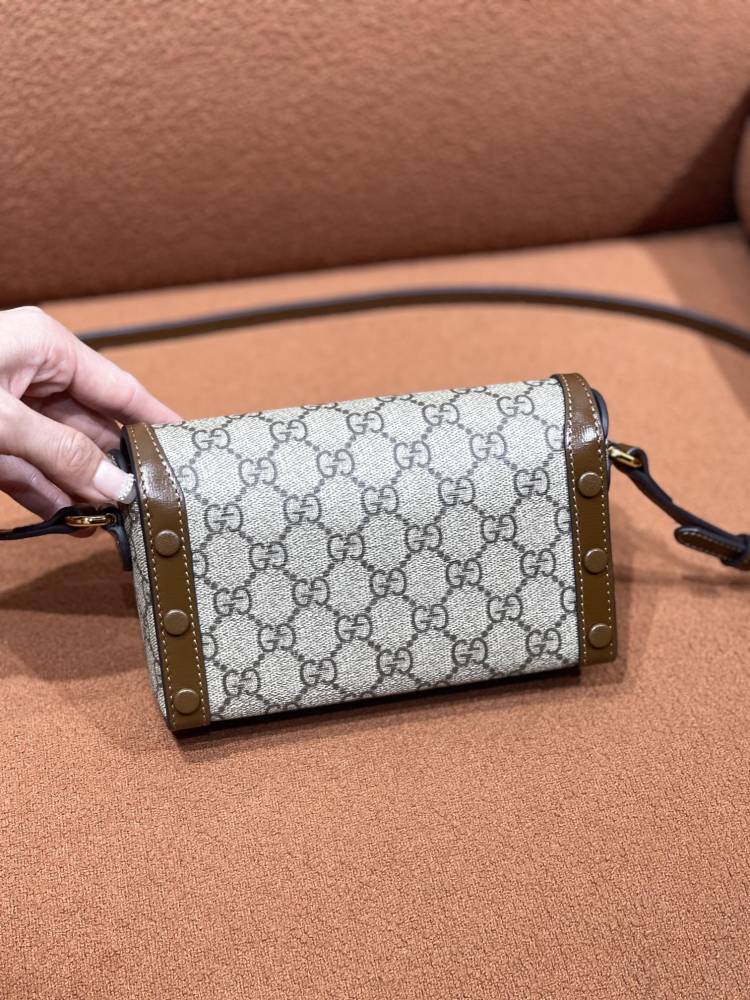Gucci GG Horsebit  size 18x12x5