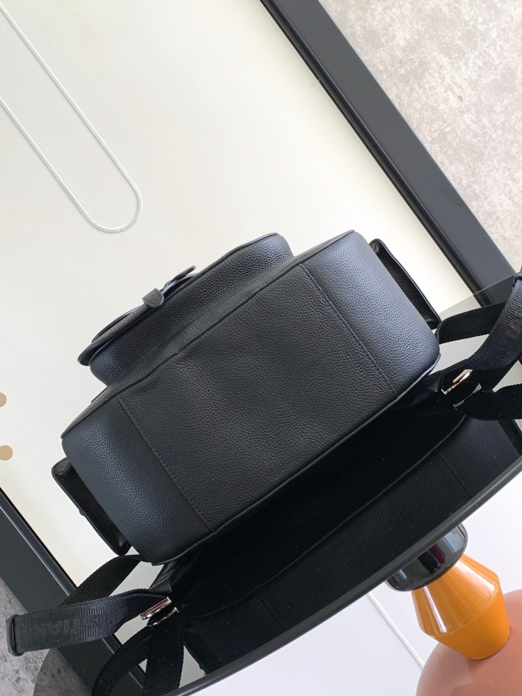 Dior manbag