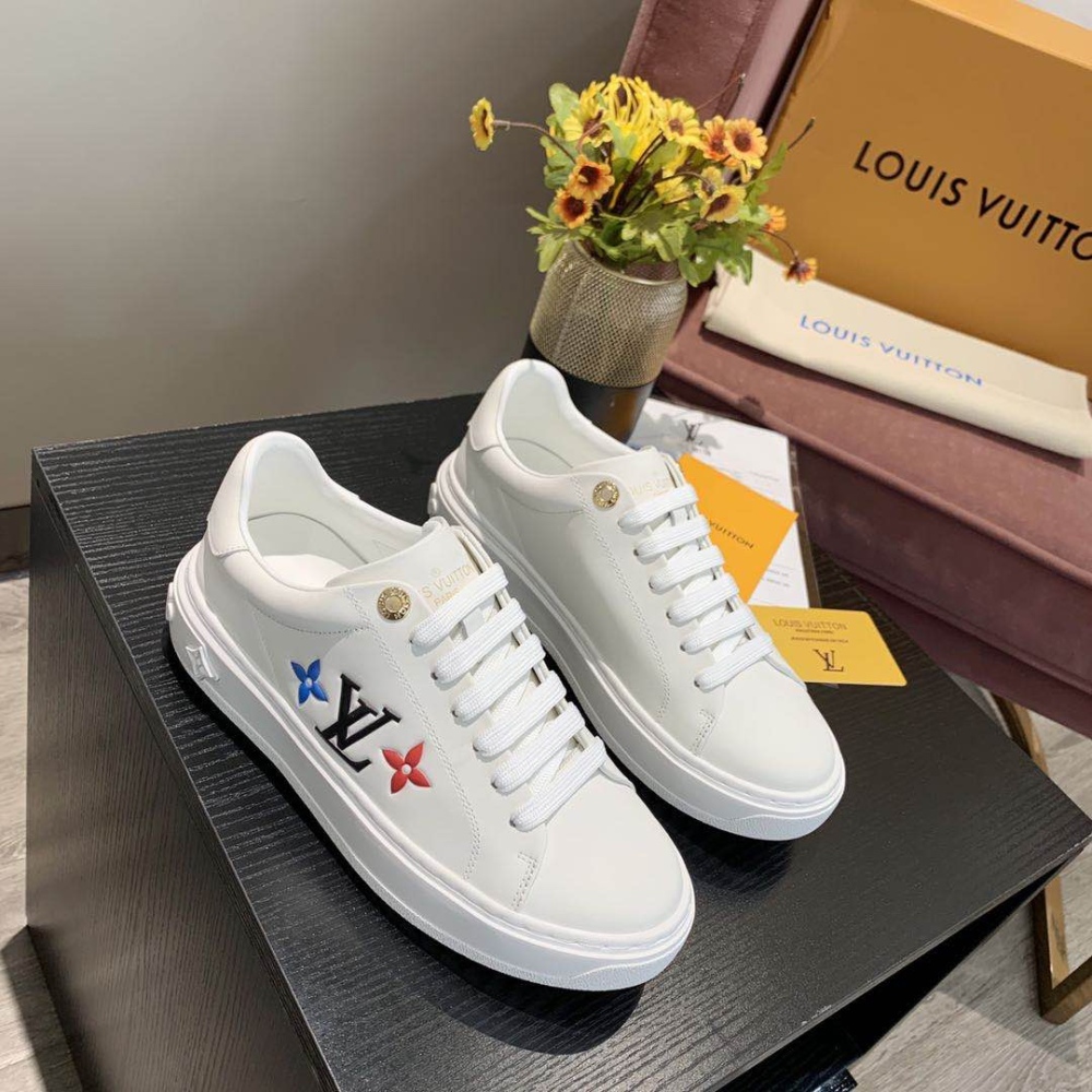 LV flats Louis Vuitton arrival  LV运动鞋