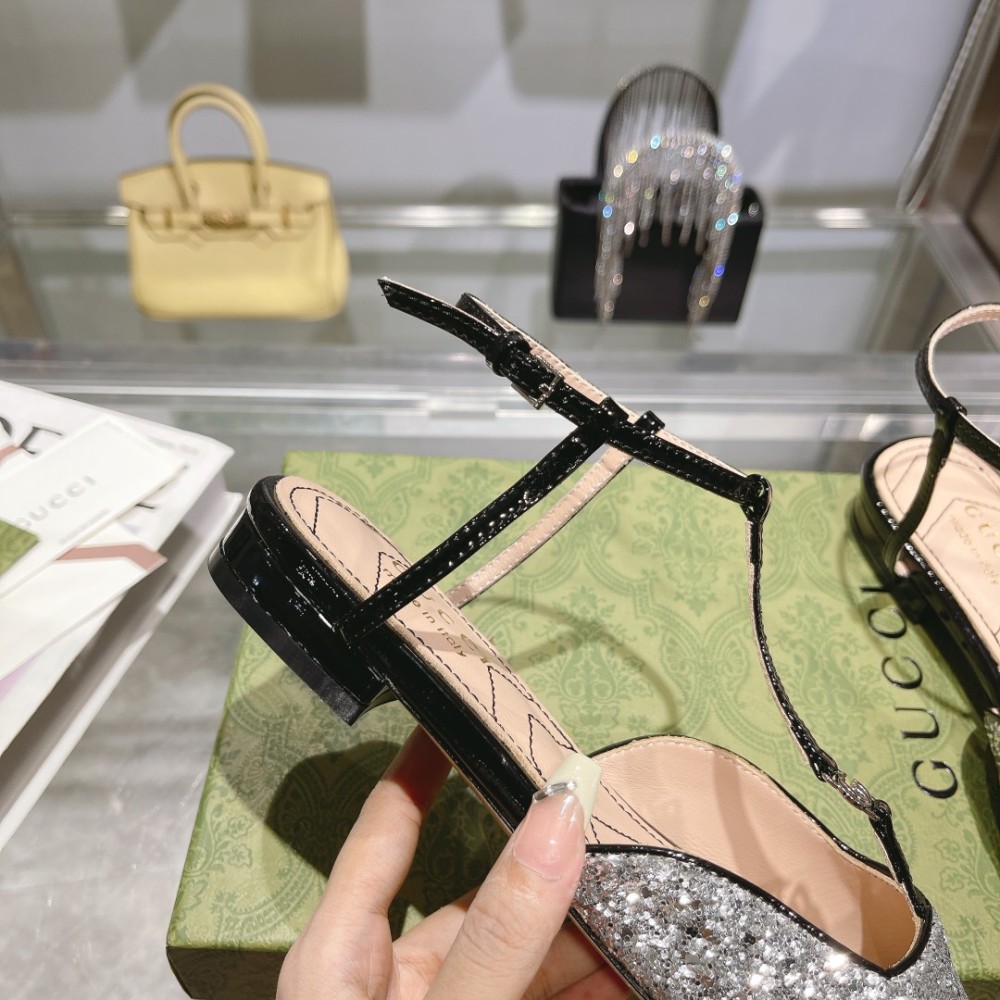 Gucci玛丽珍