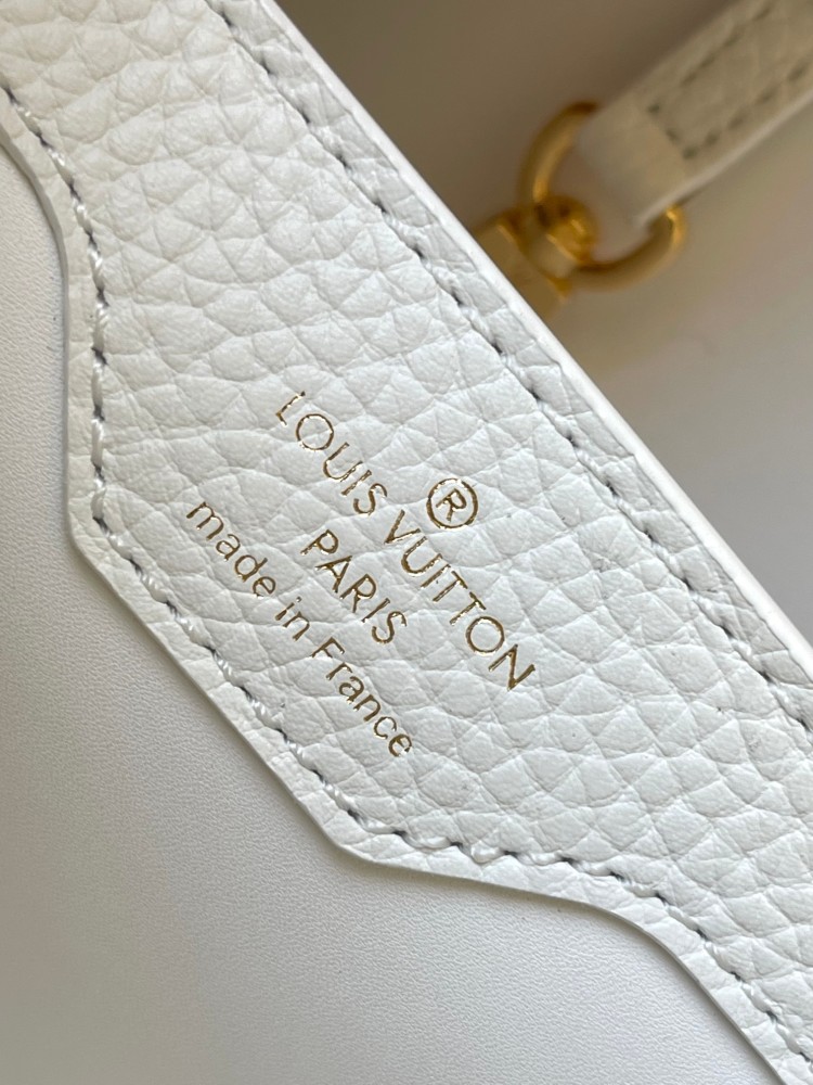 LV Capucines