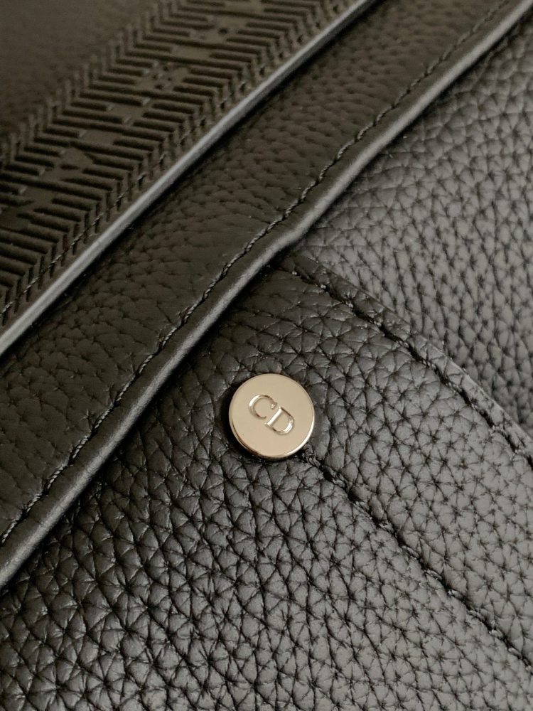 Dior manbag