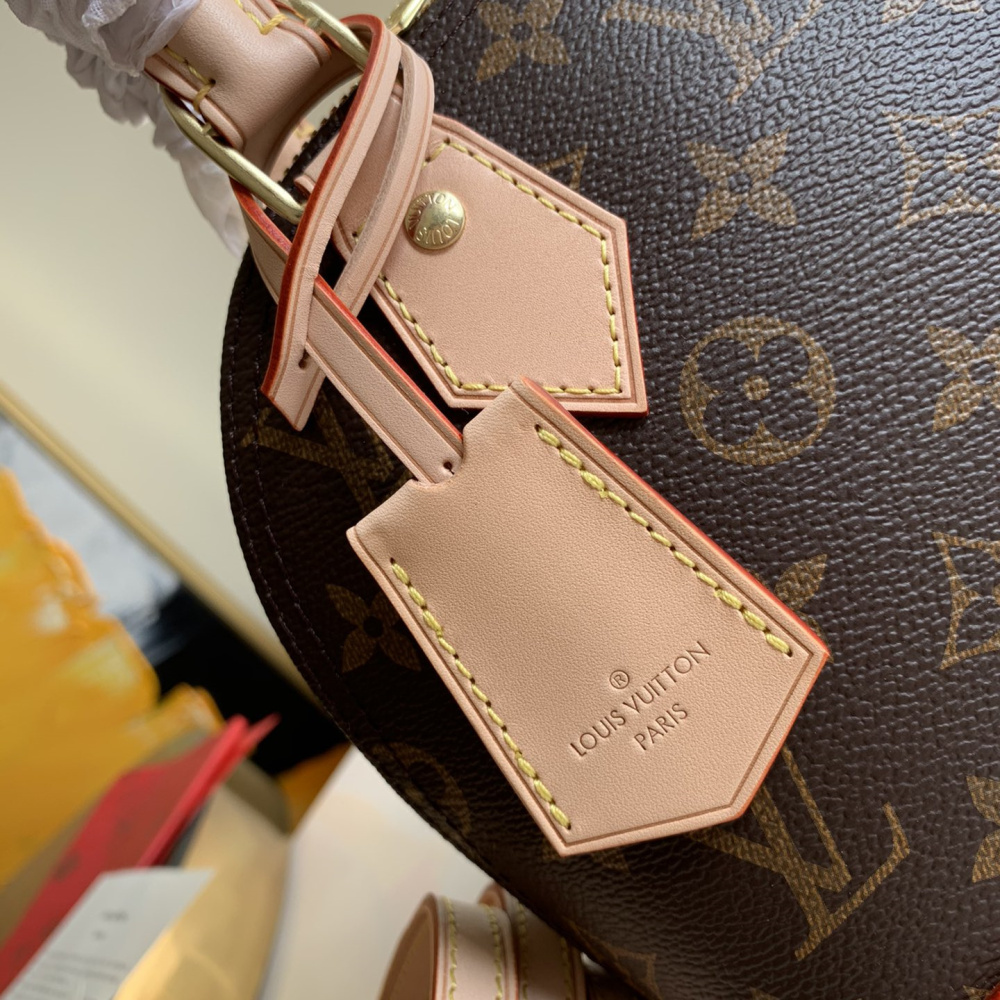 Louis Vuitton  Alma  Monogram M53152