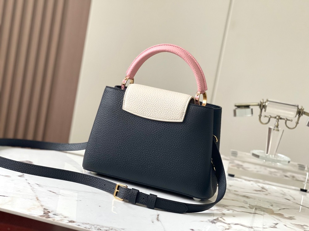 LV Capucines BB M20844 black