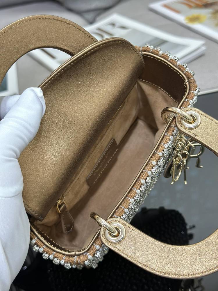 Dior Handmade bag Lady Dior  size 17 x 15 x 7