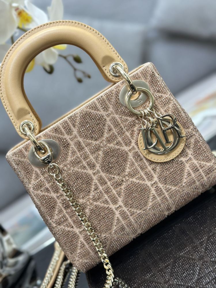 Dior Handmade bag Lady Dior Dior  size 17 x 15 x 7
