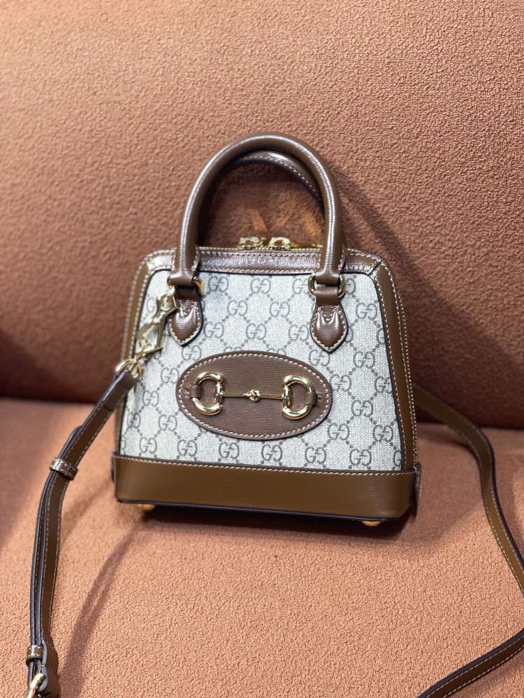 Gucci GG Horsebit  size 20x19.5x7.5