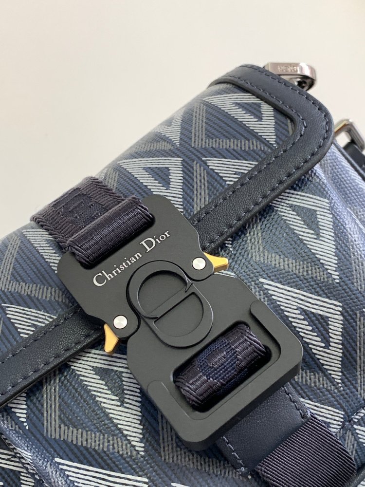 Dior manbag