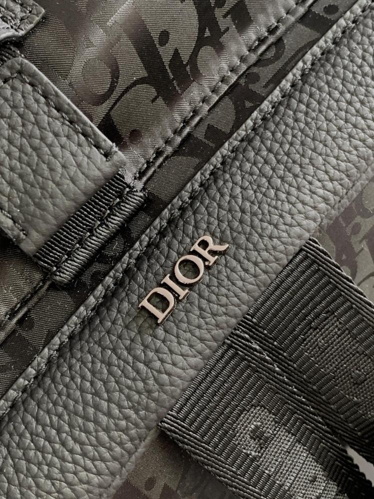 Dior manbag