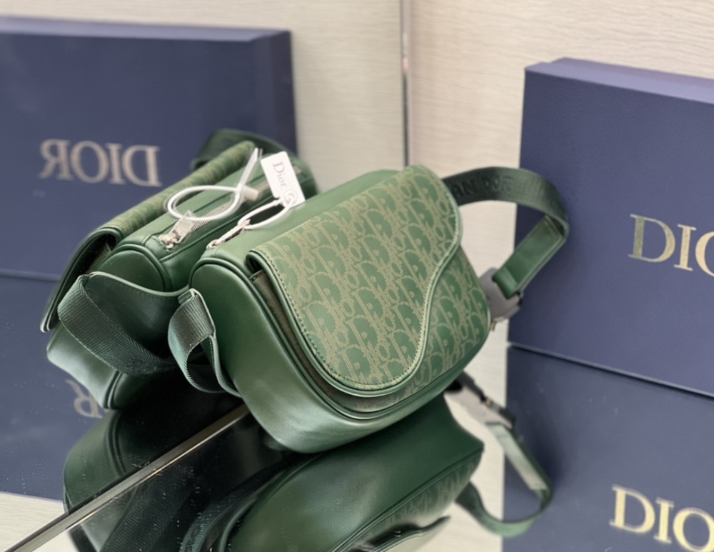 Dior man's green Oblique saddle bag