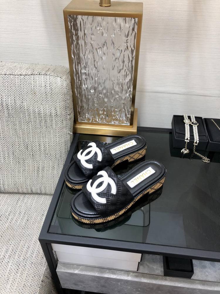 chanel SIZE  香奈儿拖鞋