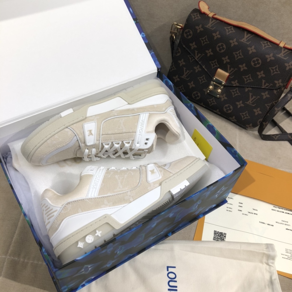 LV flats LV size  LV运动鞋