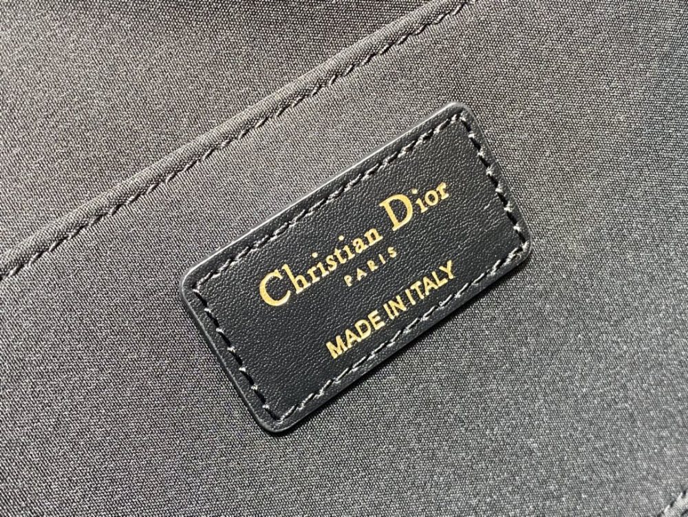 Dior Handmade bag size