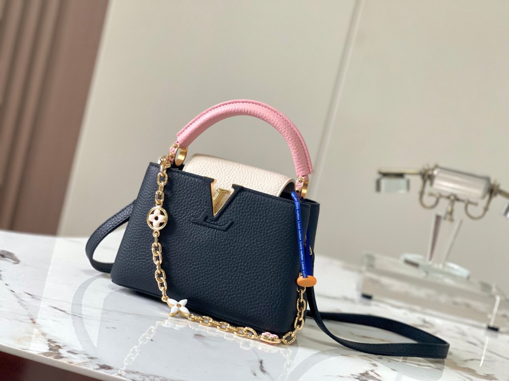 LV Capucines Mini M20845 black