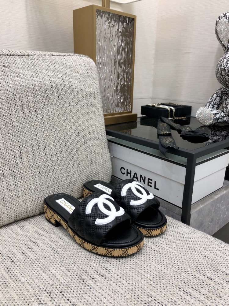 chanel SIZE  香奈儿拖鞋