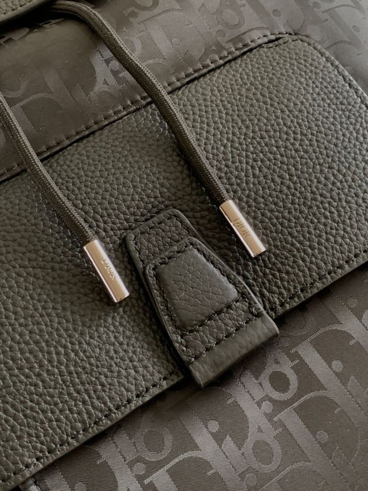 Dior manbag