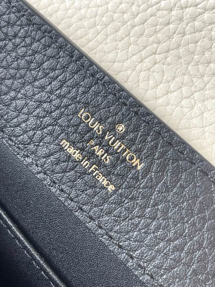 LV Capucines