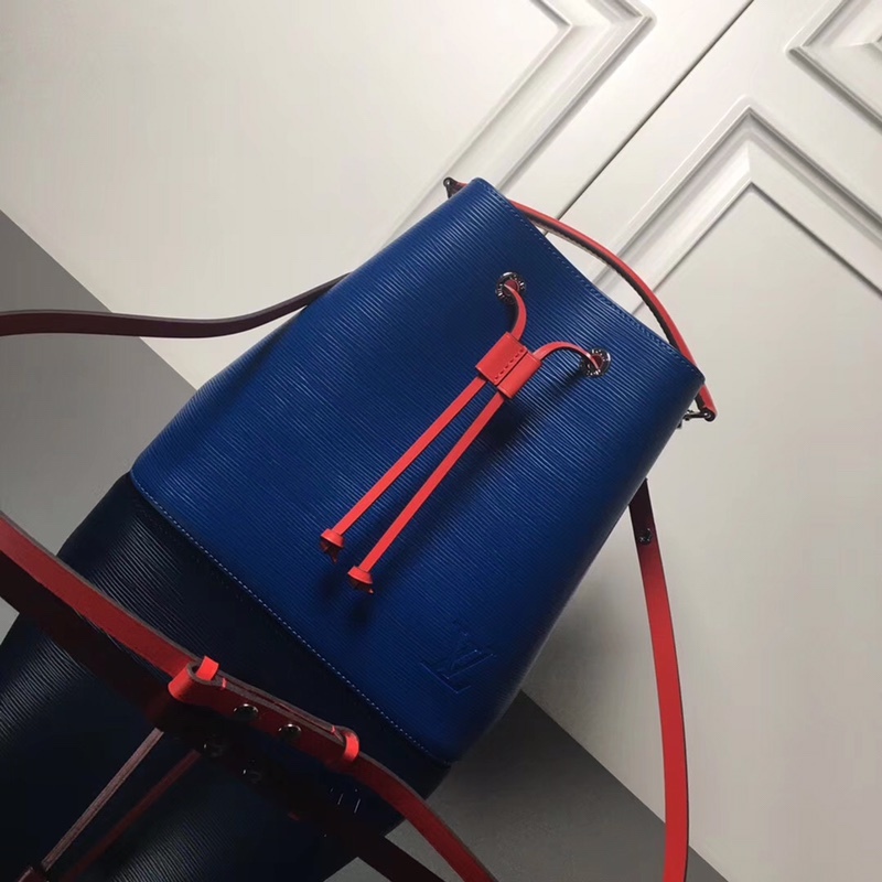 LV Bucket Bags   size 26*26*17.5