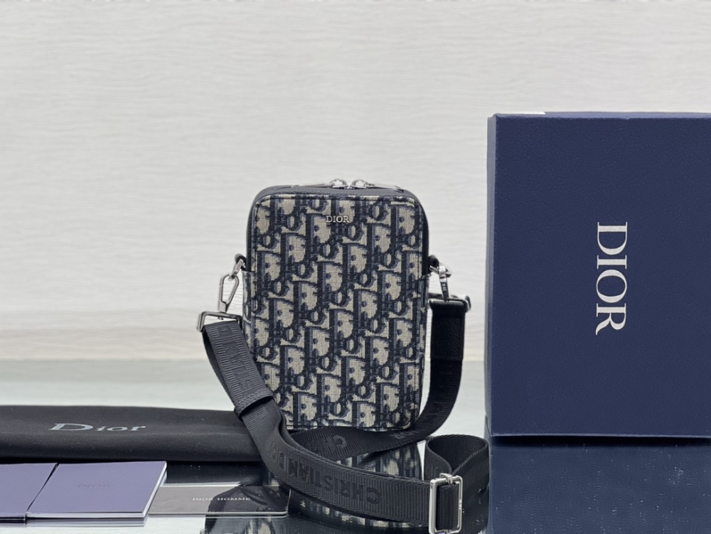 Dior man's Oblique Messenger Bags