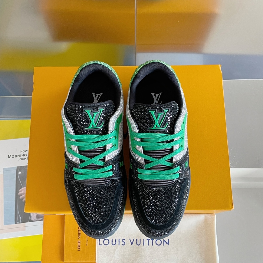 LV flats LV size  LV运动鞋