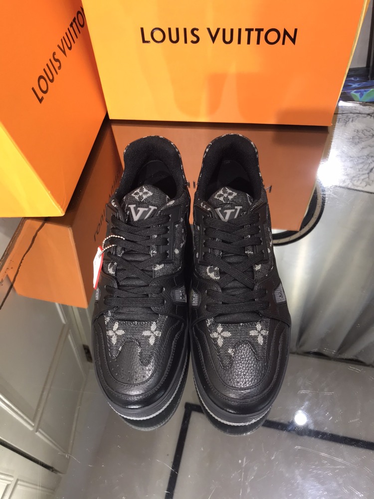 LV flats LV size  LV运动鞋