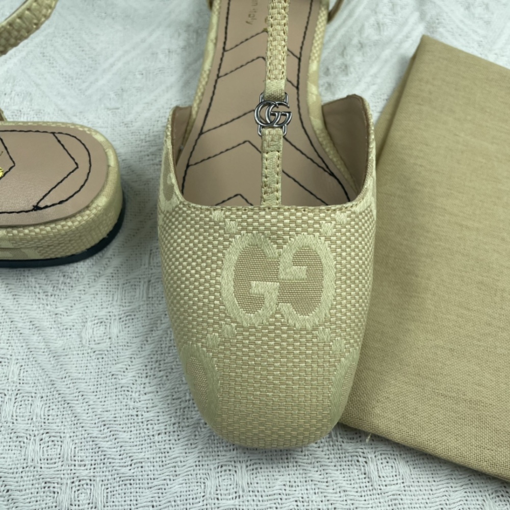 Gucci玛丽珍