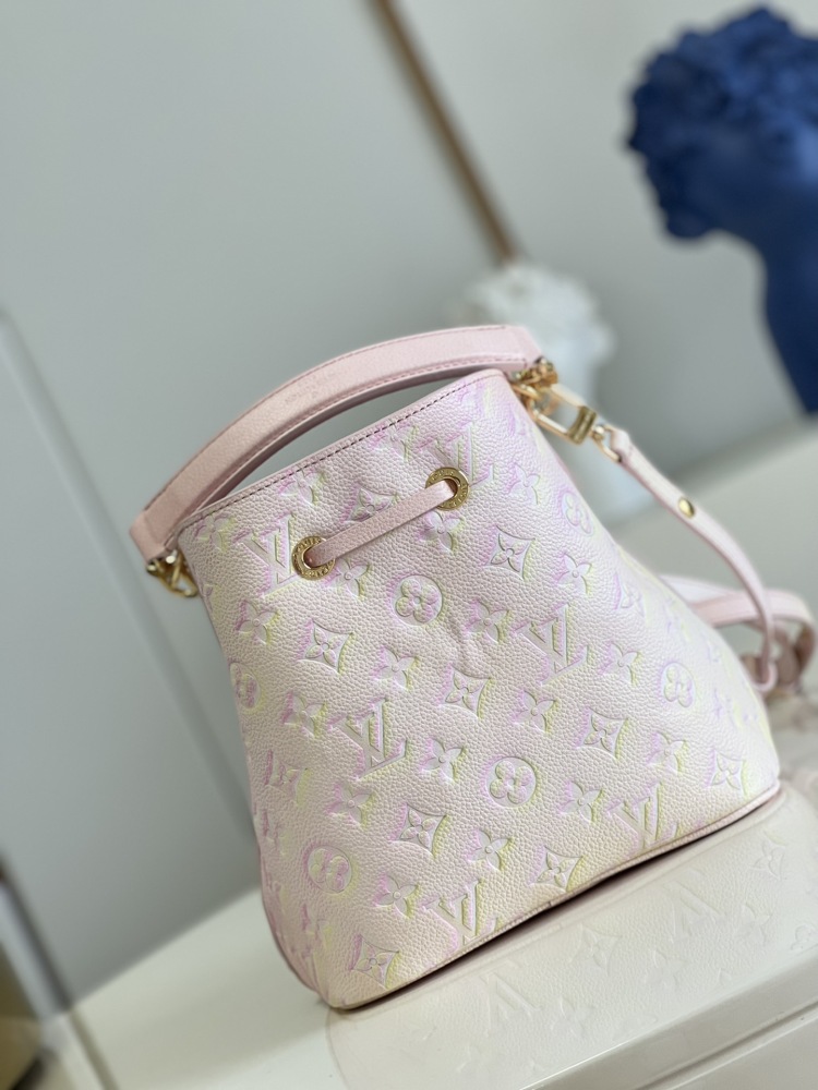 LV BB Monogram Empreinte Summer Stardust  size 20 x 20 x 13